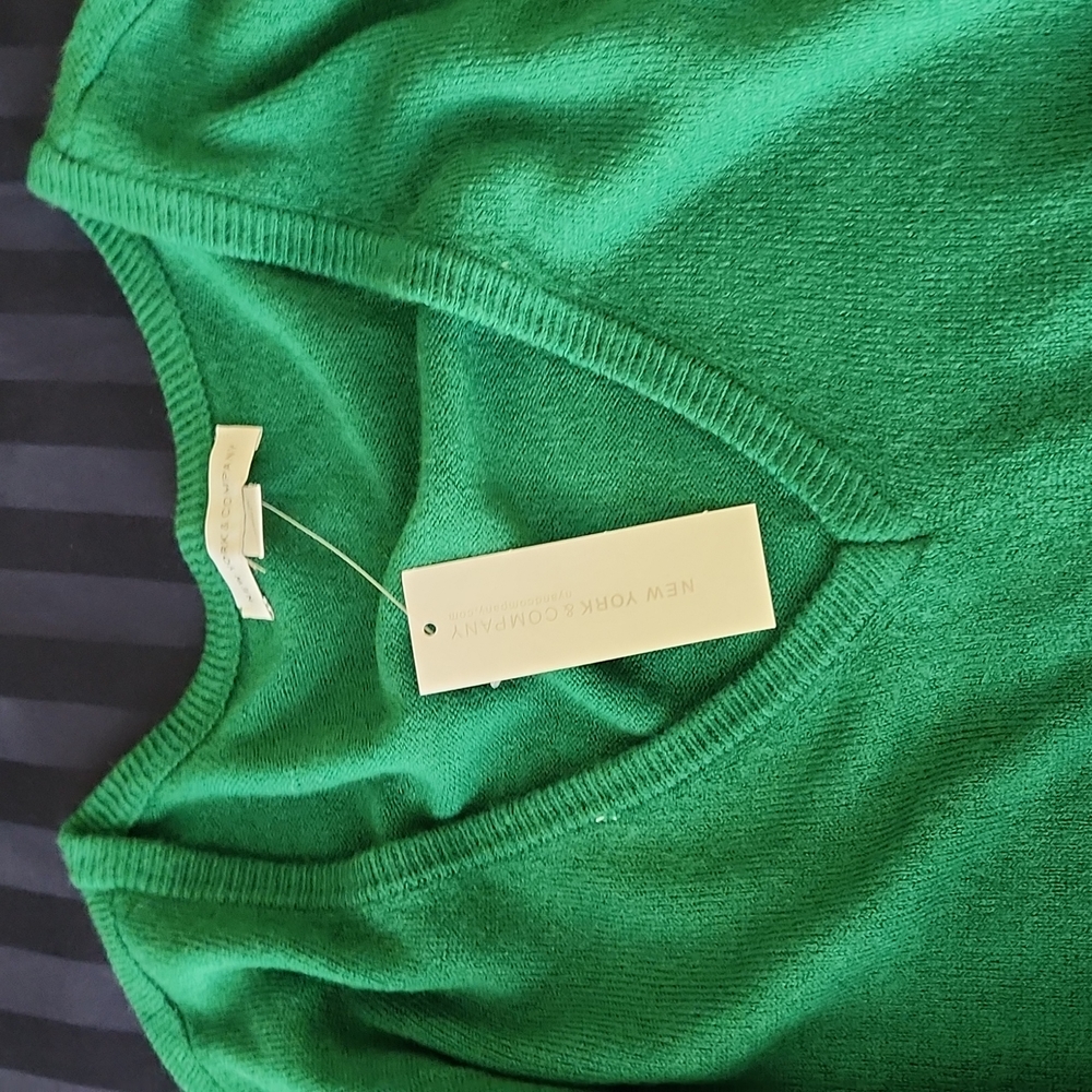 Brand new New York and company sweater